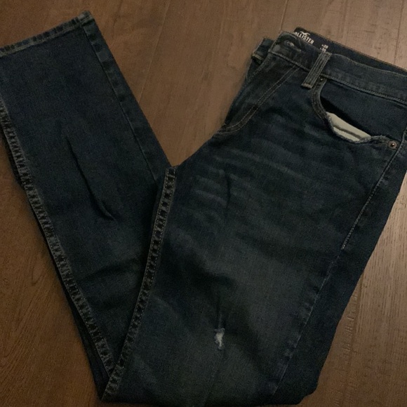 Hollister Skinny Jean - Picture 2 of 3